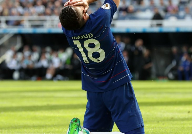 Newcastle potopio Chelsea, Liverpool na krilima Salaha do sigurne pobjede, ljepotica na Wembleyu