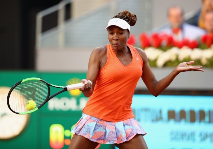 Nervozna Venus Williams nije mogla pored Kontaveit, Kerber prepustila samo dva gema protivnici