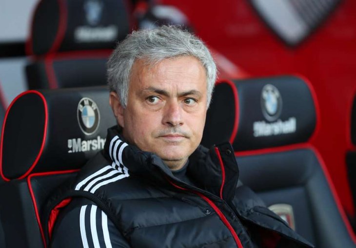 U roku od 24 sata Manchester United će zvanično predstaviti novo pojačanje, strašan igrač koji je ukrao mjesto Alexu Sandru i Vrsaljku