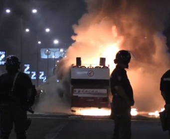 Igrači skakali da spase živu glavu, a evo šta se desilo sa autobusom Crvene Zvezde
