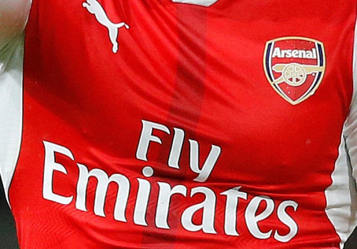 Arsenal predstavio nove dresove 