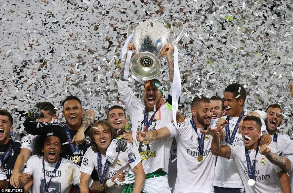 real-madrid-captain-sergio-ramos-and-teammates-celebrate-winning-the-uefa-champions-league-on-saturday