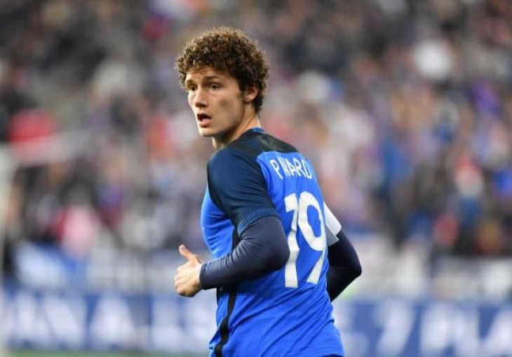 PITATE SE OTKUD BENJAMIN PAVARD U FRANCUSKOJ PORED TOLIKO ZVIJEZDA:   Uvjerite se i zašto!