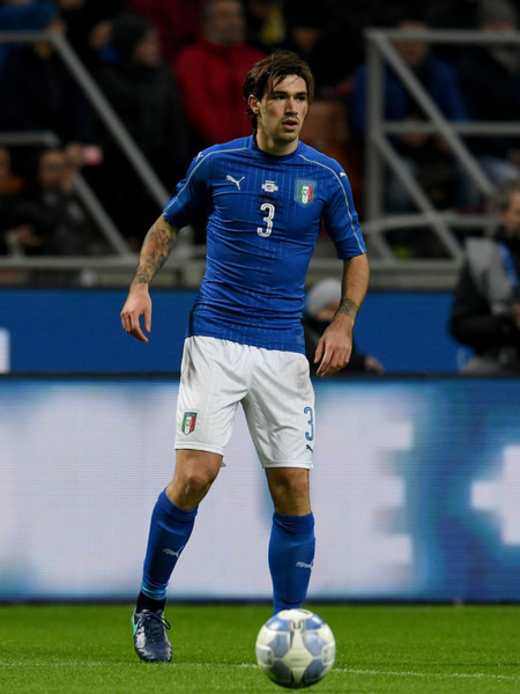 alessio-romagnoli-italy-v-germany-international-bwuh-1twunfl