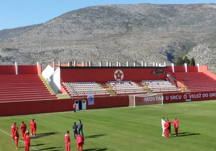 Veležov stadion dobija natkrivenu tribinu i rasvjetu
