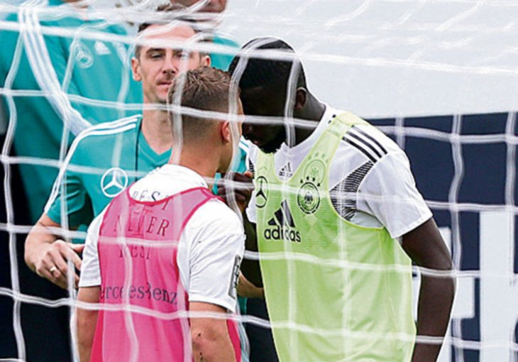 KLOSE 