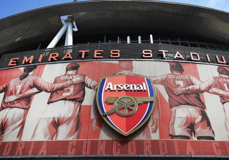 Arsenal nema pretjerano povjerenje u Emerya, za svaki slučaj se obezbjedili!