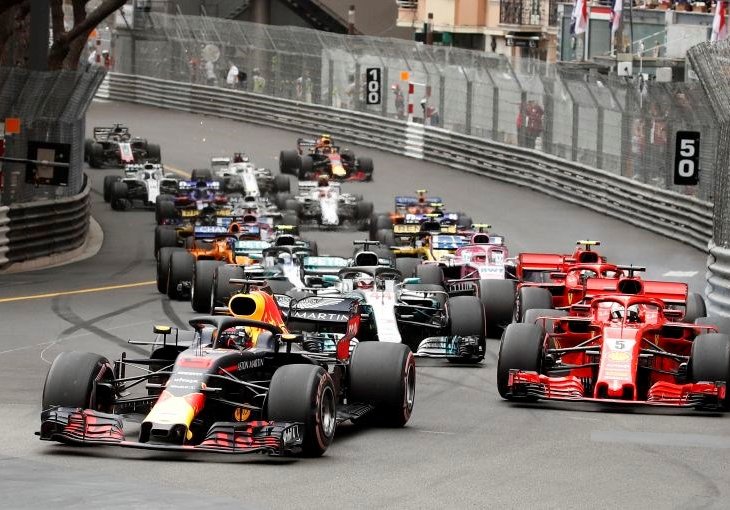 Neobična prognoza  nove sezone: Leclerc će pobijediti u barem tri utrke, Max će se s Hamiltonom i Vettelom boriti za naslov