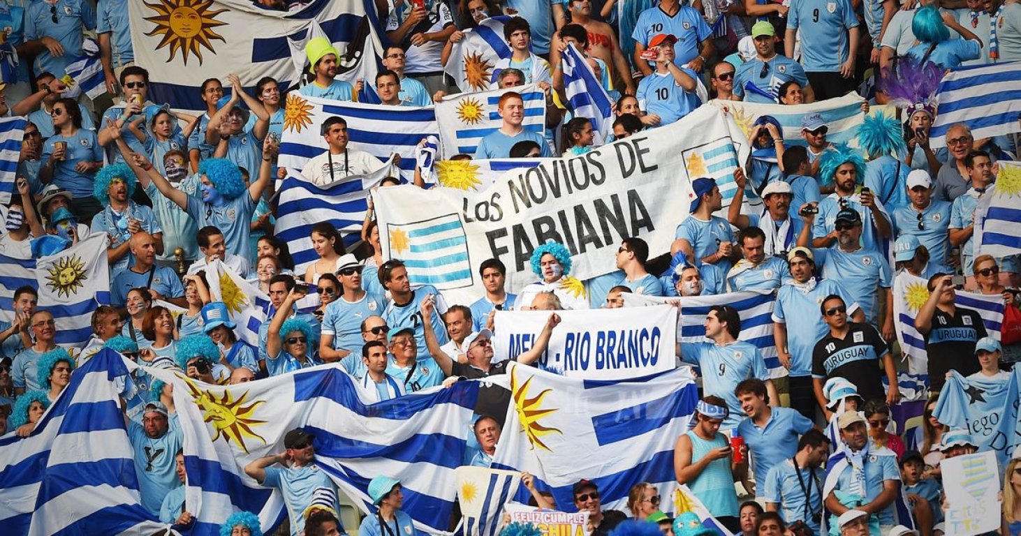 uruguay-fans