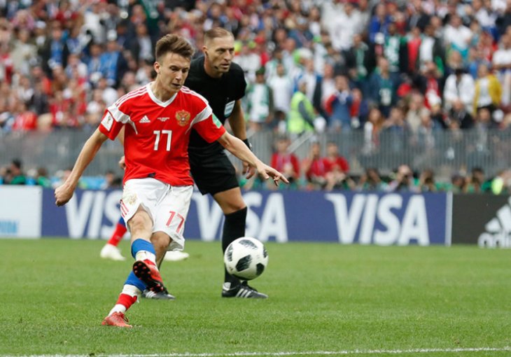 Sjajni Rus oduševio na startu Mundijala i sad je pred transferom karijere: Stiže u redove velikana koji juriša na Ligu prvaka