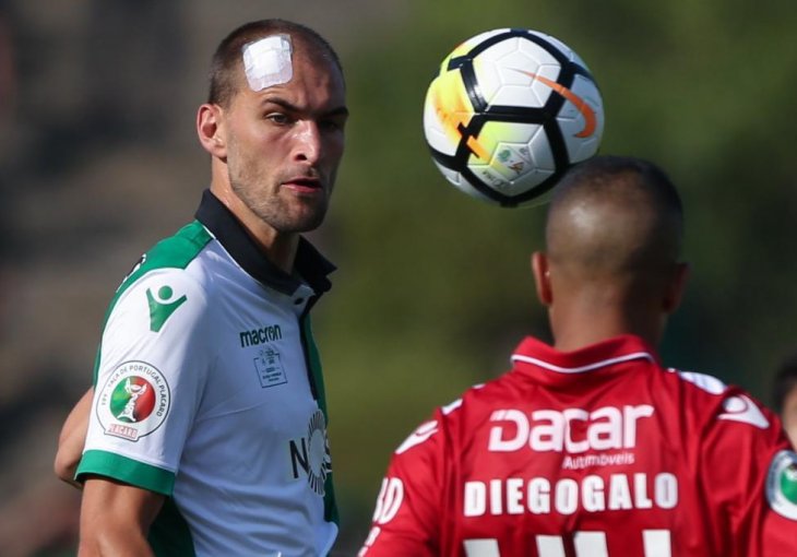 Bas Dost raskinuo ugovor sa Sportingom, seli na drugi kontinent