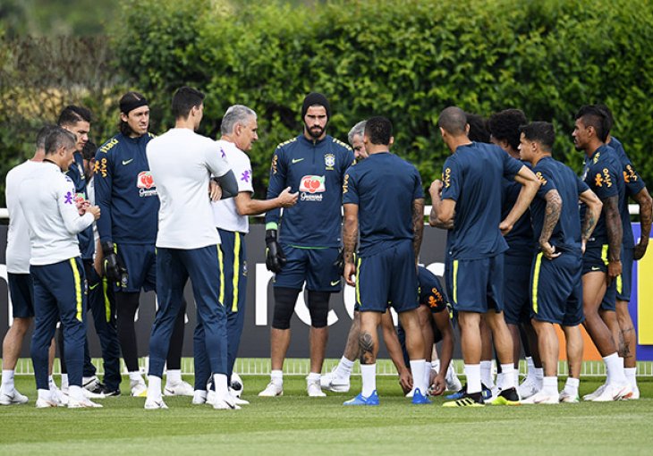 HOĆE LI OVO OBILJEŽITI MUNDIJAL: Superstar zbog bolova napustio trening, Brazilci mole Boga da nije ozbiljno!