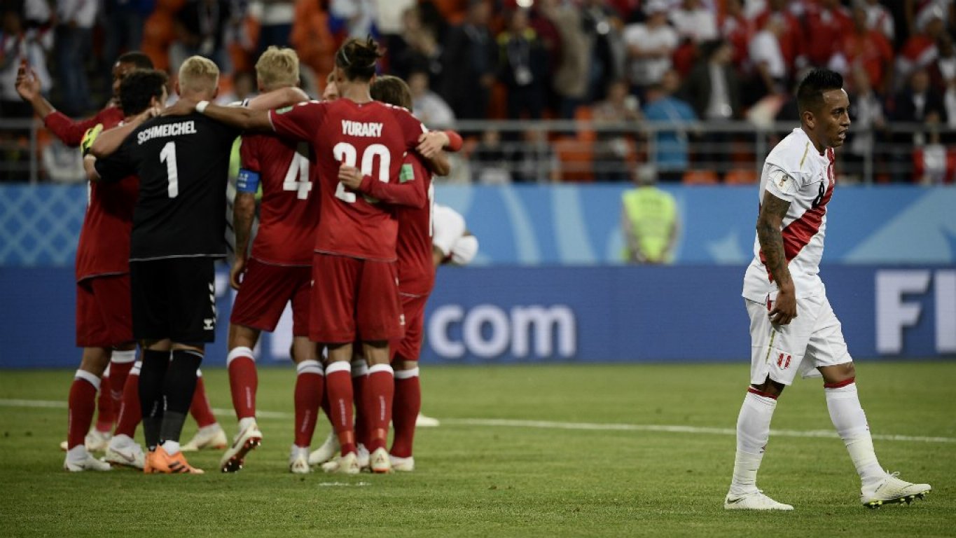 160618-denmark-peru-world-cup