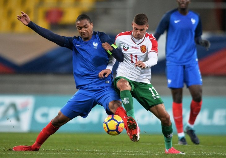 ZVANIČNO: Borussia Dortmund potpisala ponajboljeg defanzivca reprezentacije Francuske