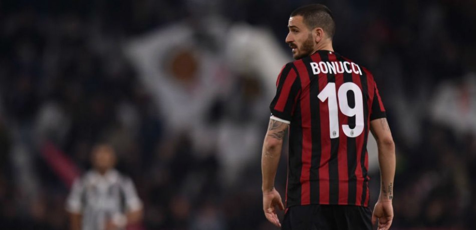 leonardo-bonucci-playing-for-milan