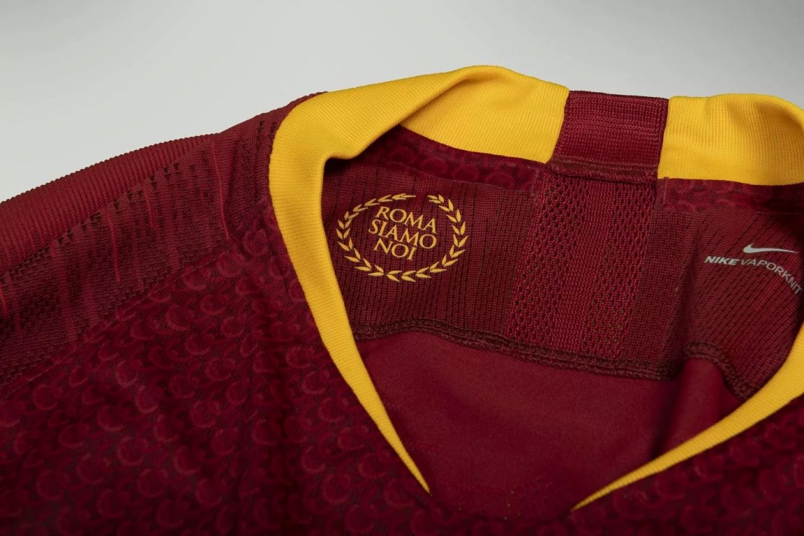 as-roma-2018-19-nike-home-kit-d