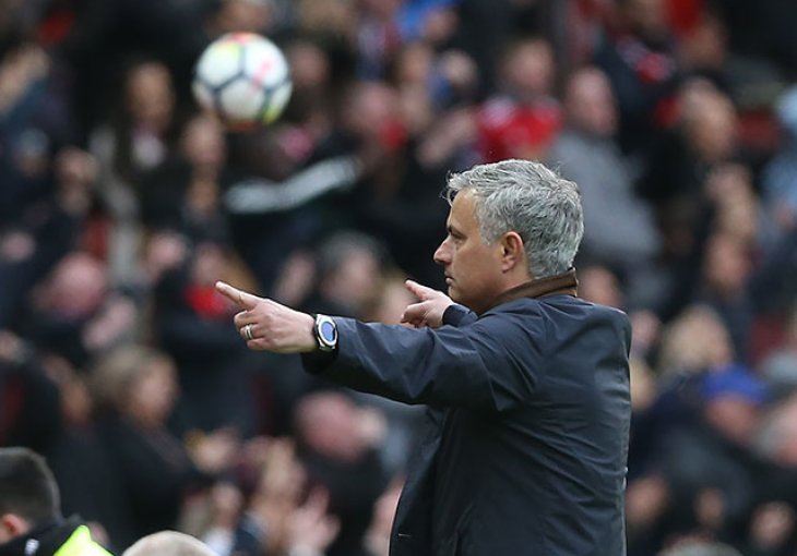 OVO NIKO NIJE OČEKIVAO: Mourinho doveo golmana, povećava se pritisak na Davida De Geu!