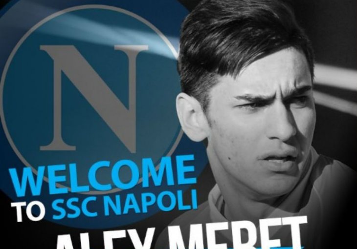 ZVANIČNO: Napoli drma transfer tržište, stigao supertalentovani čuvar mreže!