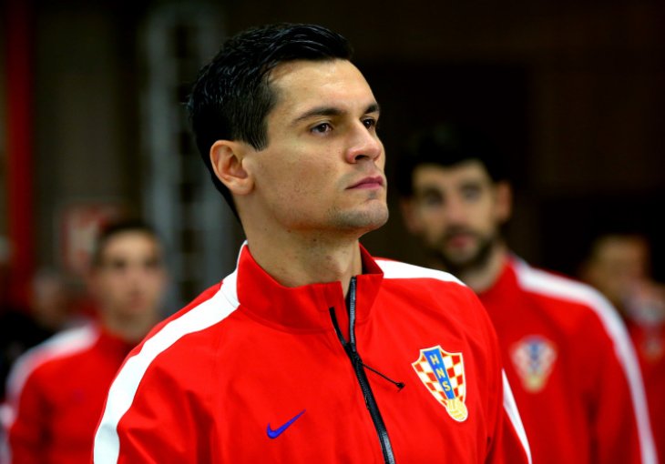 Navijač sam hrvatske reprezentacije i želim vam ispričati priču o Dejanu Lovrenu