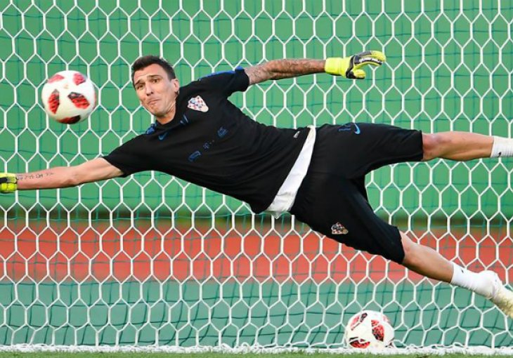 Ko će na gol ako Subašić ne bude spreman? Pa Mandžo!