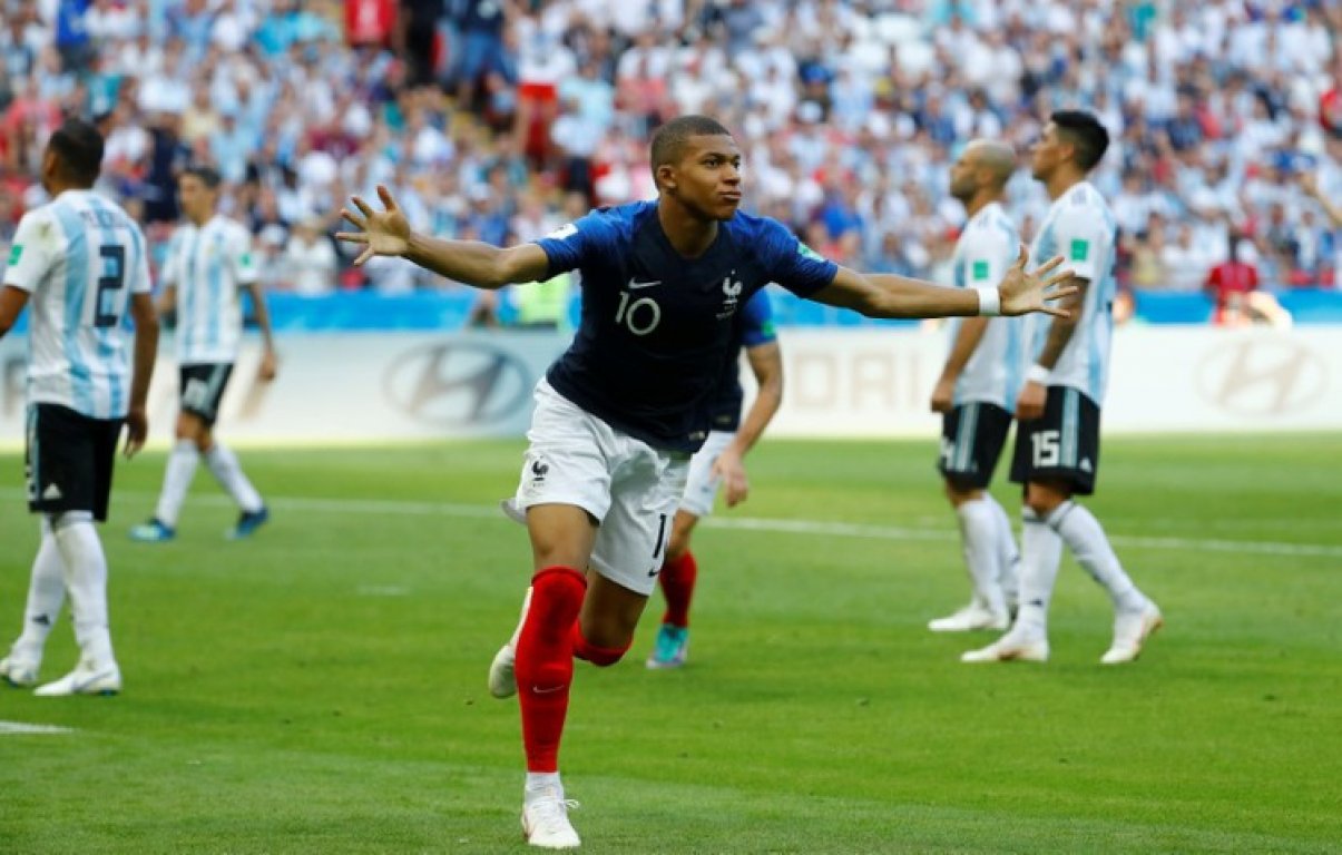 2018-07-13t132821z-1-lynxmpee6c18e-oussp-rtroptp-3-sports-us-soccer-worldcup-final-europe