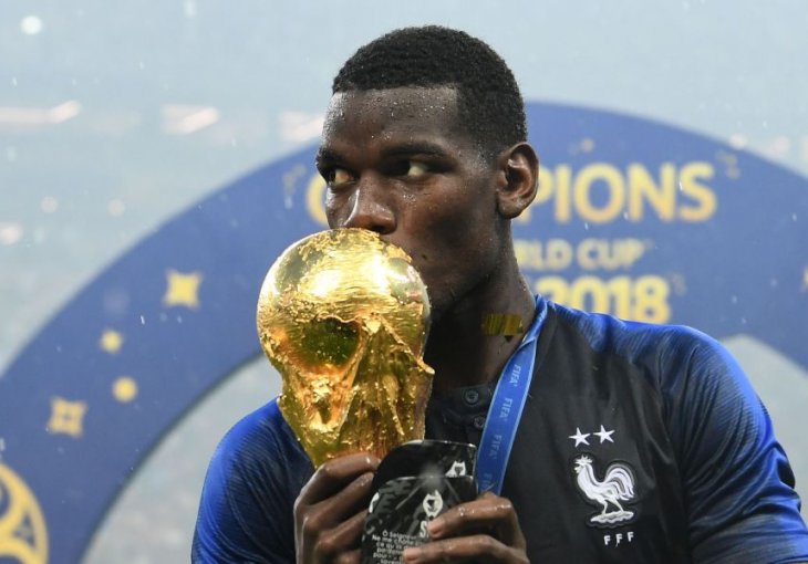 OVO JE FOTOGRAFIJA PRVENSTVA: Pogba je uništio hrvatske snove, ali pogledajte ponizni čin prema njima poslije utakmice