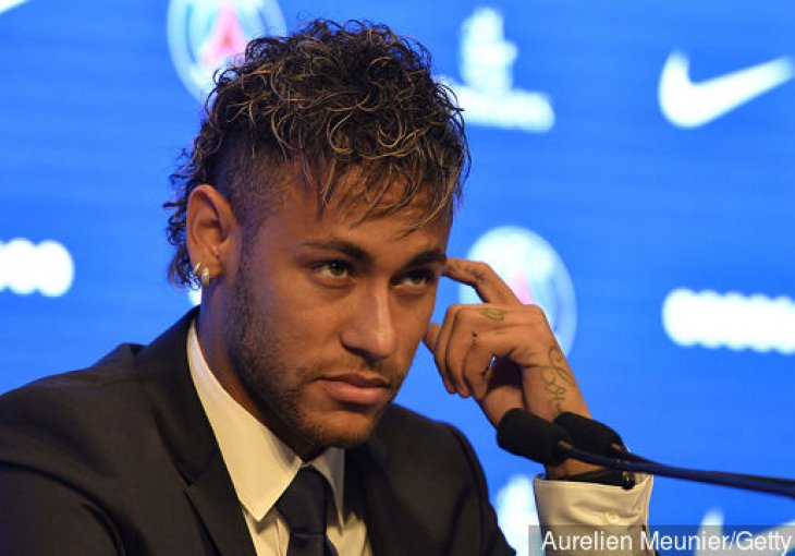 NIKAD BURNIJE U PARIZU Neymar zavapio: 