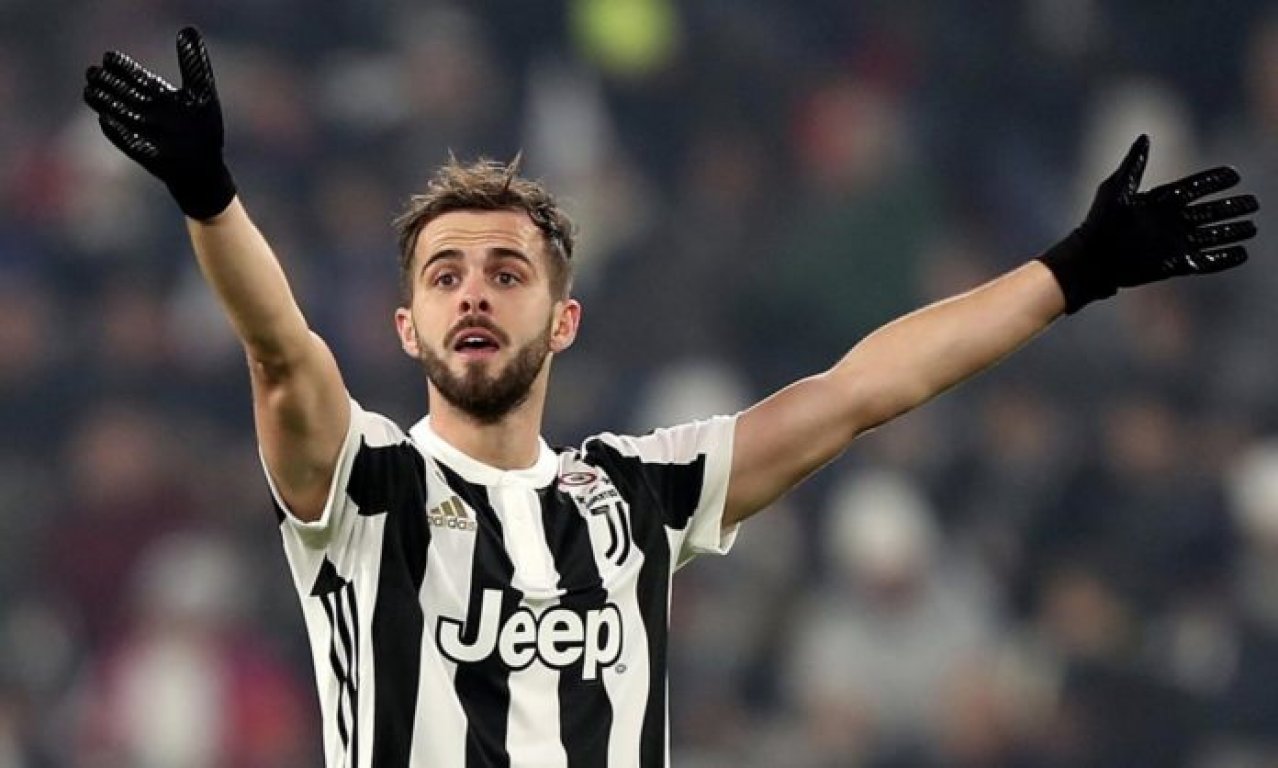 pjanic-juve-2017-18-proteste-1080x648-696x418