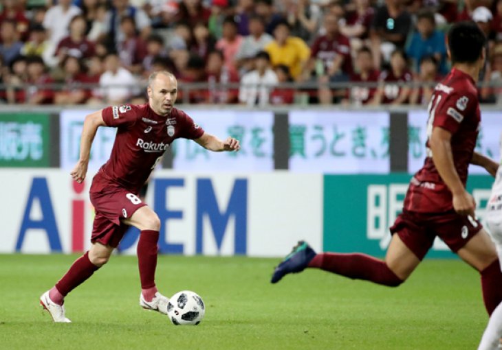 Iniesta neprimjetan na debiju za Kobe: Njegov tim deklasiran 3-0