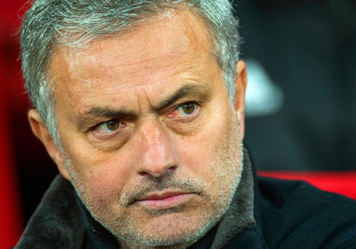 UNITED RAZOČARAO NAVIJAČE Mourinho posljednji novac troši na OVA DVA igrača!
