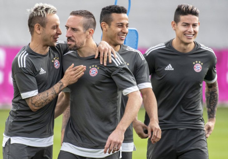 NEVOLJE U MUNCHENU PRED VELIKI DERBI Zvijezda bijesna napustila trening i otišla pod tuš, je li ovo kraj za IGRAČINU u Munchenu?!