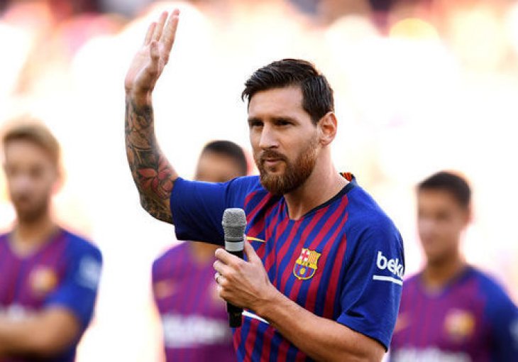 MESSI OPET POKAZUJE KOLIKA JE IKONA: Uzeo mikrofon u ruke a onda je OVIM IZJAVAMA  publiku bacio u delirijum