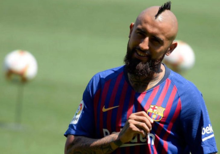 TEK JE STIGAO, A VEĆ PROVOCIRA: Vidal žestokim izjavama BRUTALNO izvrijeđao Real Madrid