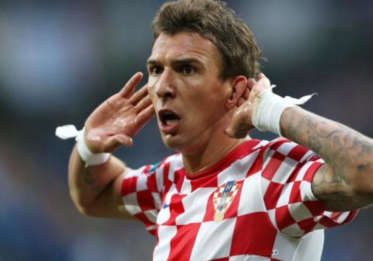 SLAVA MANDŽUKIĆU Evo kako se trener Juventusa naklonio Mariu Mandžukiću