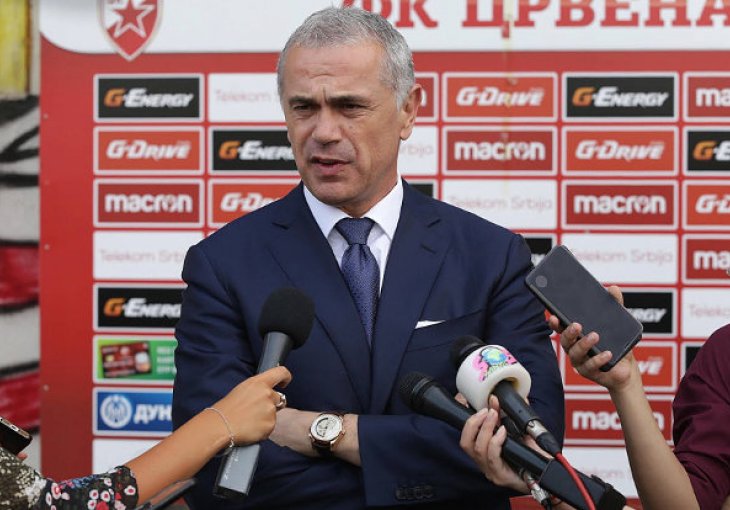 Direktor Zvezde: 