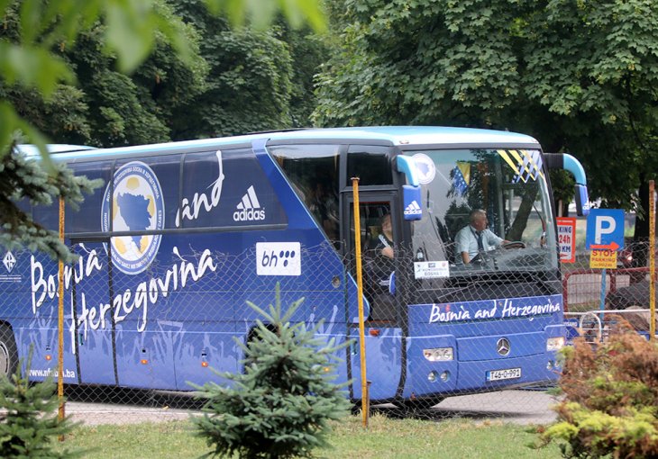 Zmajevi stigli u Zenicu, očekuje ih dva treninga pred važan meč sa Austrijom