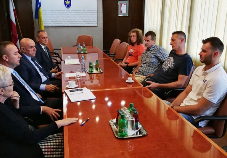 Prijem za reprezentativce BiH u sjedećoj odbojci u Vladi ZDK