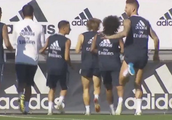 Modrić se na trening Reala došao pohvaliti trofejima, a onda je doživio ovo