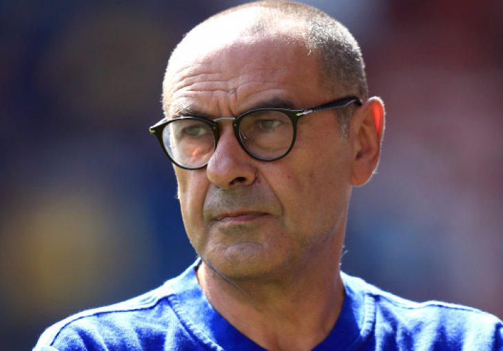Sarri u problemima: Fabregas i Cahill svim silama žele ispisnicu