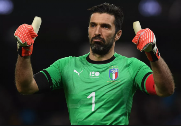 Ako ste se zapitali, evo odgovora: Buffon objasnio zašto je rezao rukave na dresovima