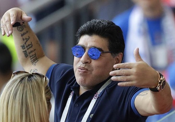 Maradona: Prestanite od Messija praviti Boga