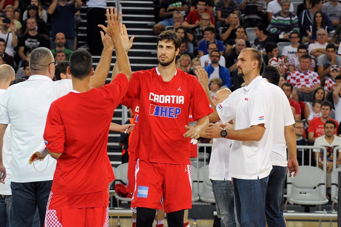 ante-tomic1