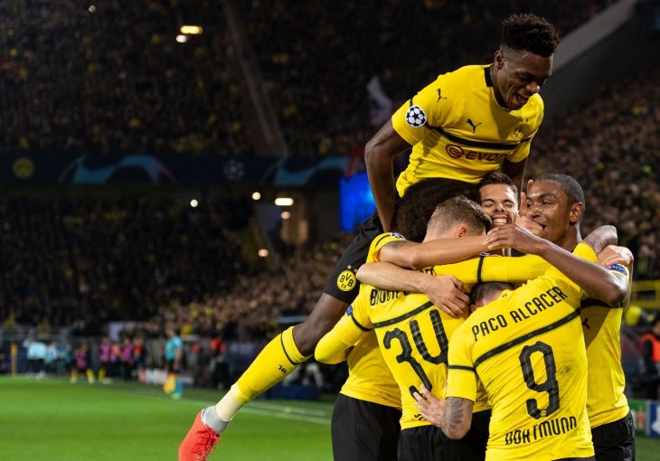 BILD OBJAVIO BOMBETINU Borussia sve čini da konačno uzme titulu: Na pragu Dortmunda je velika Bayernova zvijezda!