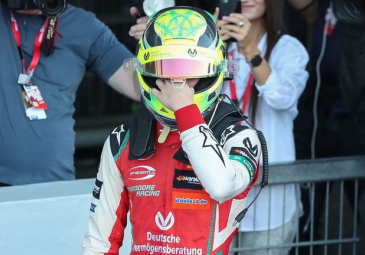 IDE OČEVIM STOPAMA Mick Schumacher sljedeće sezone vozi u Formuli 2