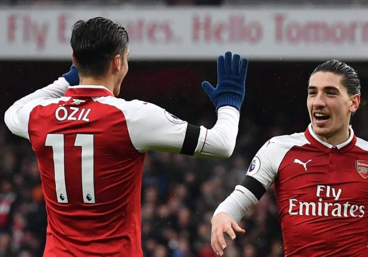 NEKADA JE BIO NAJOMILJENIJI DEČKO U GRADU: Ozil je s ovim potezom navukao bijes u crvenom dijelu Londona