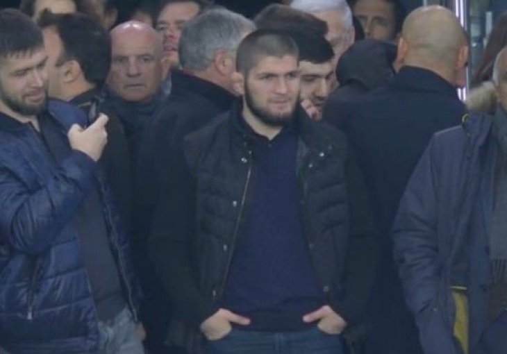 A TEK KAD VIDITE ZA KOGA JE NAVIJAO Khabib se pojavio na meču Lige prvaka i zasjenio Salaha, Neymara i ostale vedete