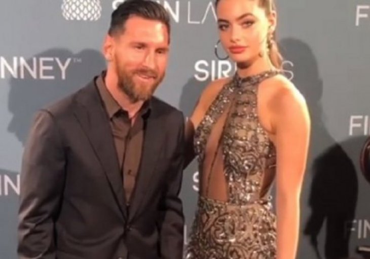 MESSI ISPALIO ZGODNU MANEKENKU: O onom što joj je uradio cijeli svijet priča! (VIDEO)