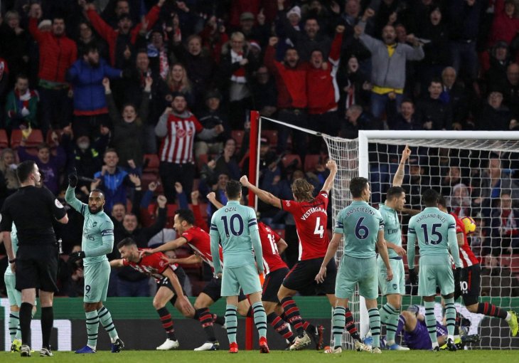 Arsenal kiksao protiv Southamptona, Chelsea slavio protiv Brightona