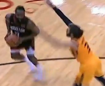 NBA GUBI DRAŽ: Nakon ovog jasno je da pravila za Hardena ne postoje - pokrenuta lavina komentara