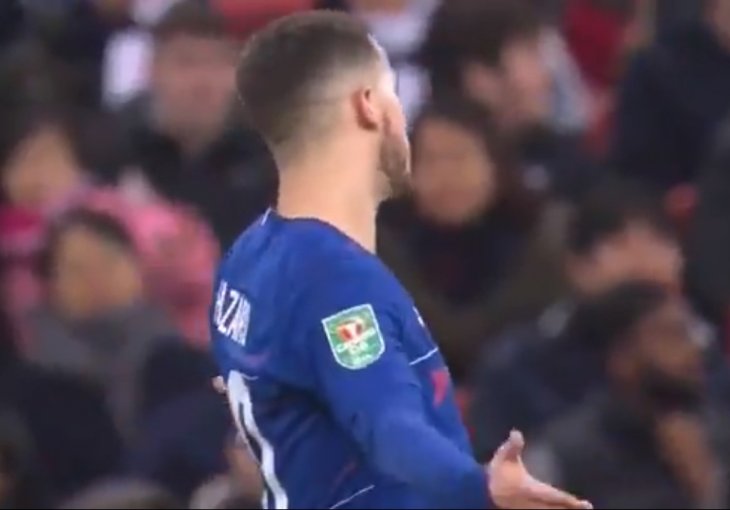 HAZARD POBJESNIO NA SAIGRAČA, NAVIJAČI SLOŽNI: 
